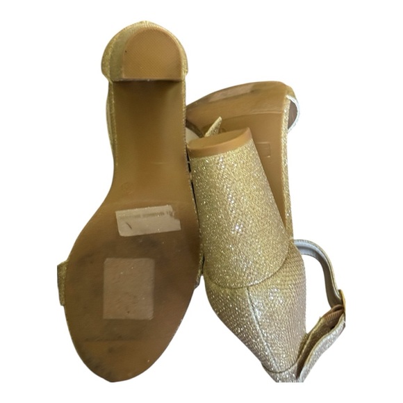 DB Studio Arya gold shoes - Picture 3 of 12